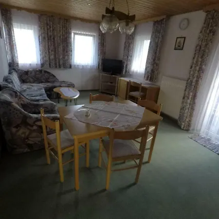 Gastehaus Reichle タンハイム