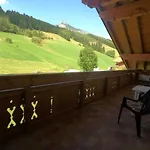 Gastehaus Reichle 招待所 坦海姆